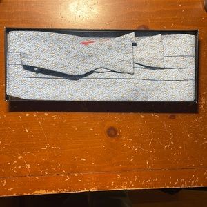 Vineyard Vines Cummerbun Set